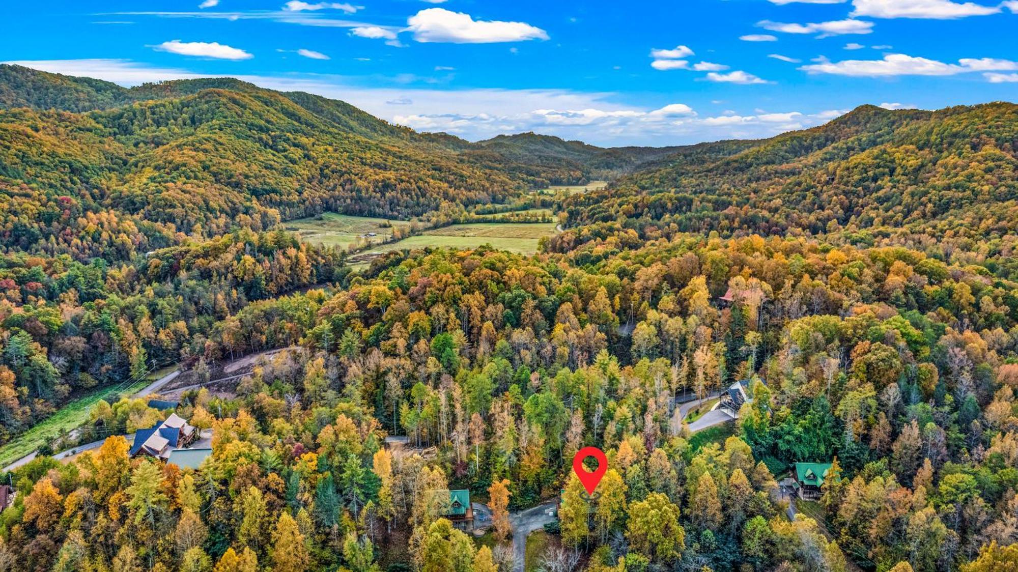 Relaxation Retreat - Pickleball Cabin - Wi-Fi, Fire Pit With Bar, Ev, Game Room, Hot Tub, Pool Access - Mins To Pf Sevierville Εξωτερικό φωτογραφία