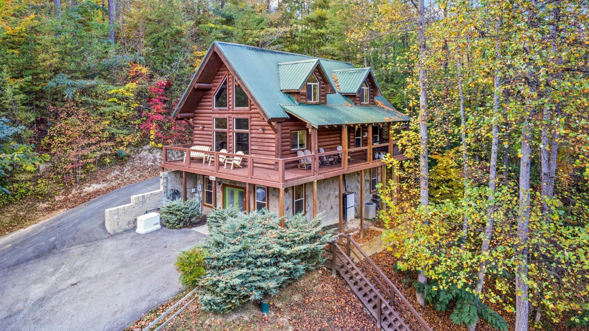 Relaxation Retreat - Pickleball Cabin - Wi-Fi, Fire Pit With Bar, Ev, Game Room, Hot Tub, Pool Access - Mins To Pf Sevierville Εξωτερικό φωτογραφία
