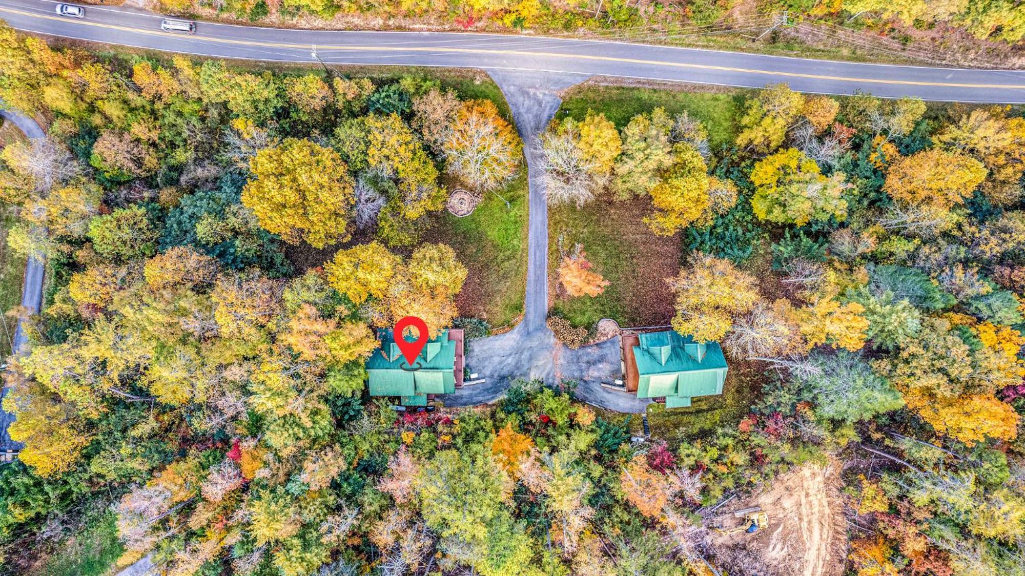 Relaxation Retreat - Pickleball Cabin - Wi-Fi, Fire Pit With Bar, Ev, Game Room, Hot Tub, Pool Access - Mins To Pf Sevierville Εξωτερικό φωτογραφία